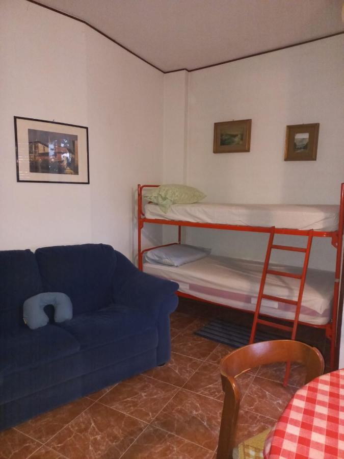 Lake Maggiore 2 Minutes Apartment Дормелето Екстериор снимка