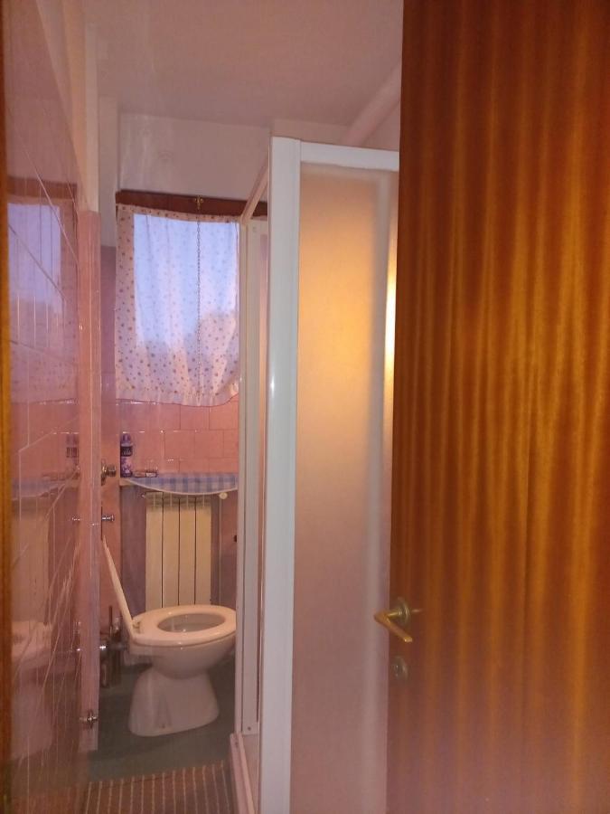 Lake Maggiore 2 Minutes Apartment Дормелето Екстериор снимка